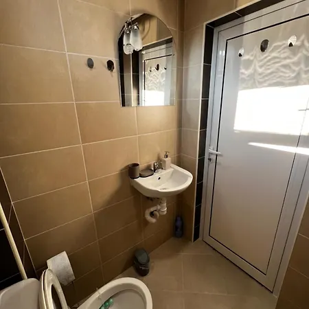 Cute And Cozy Flat Апартамент София