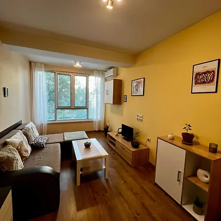 Cute And Cozy Flat Sofia