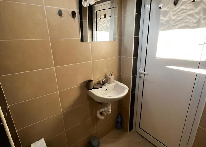 Cute And Cozy Flat דירה סופיה