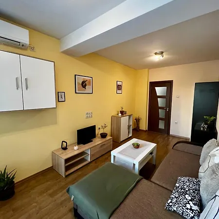 Cute And Cozy Flat Apartment